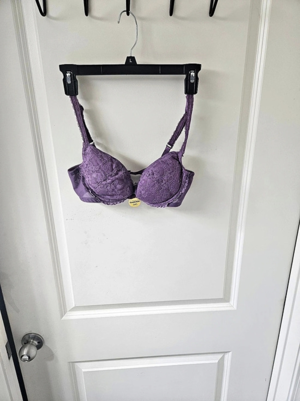 Wonderbra Floral Lace Underwire Bra in Purple 34C Like New